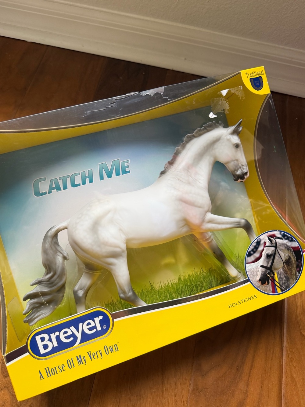 NWT Breyer Traditional #1806 CATCH ME Canter Warmblood Light Grey Dots